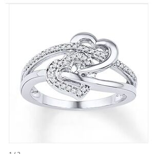RIDDLE’s 10k white gold Infinity Ring